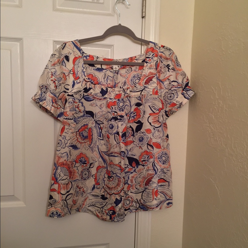 Banana Republic Floral Scoop Neck Blouse in Cream, Navy, Coral